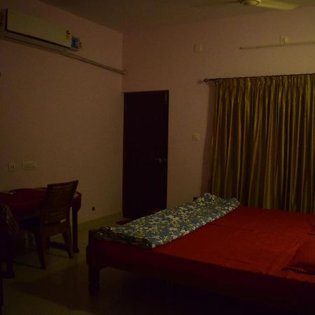 Kalyānpur Delta Hospitality - Sea Facing Rooms With A Private Beach מראה חיצוני תמונה
